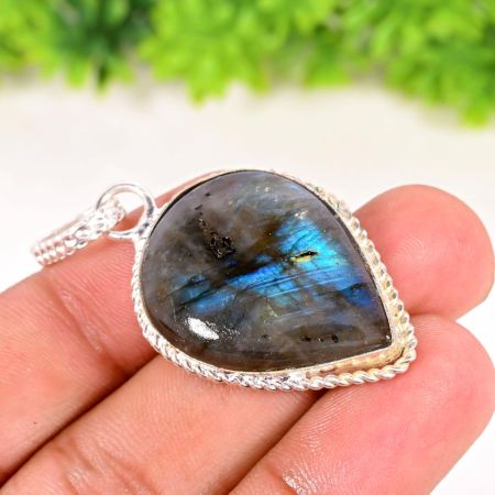 Handmade Silver Plated Brass Pear Shaped Labradorite Necklace for Women